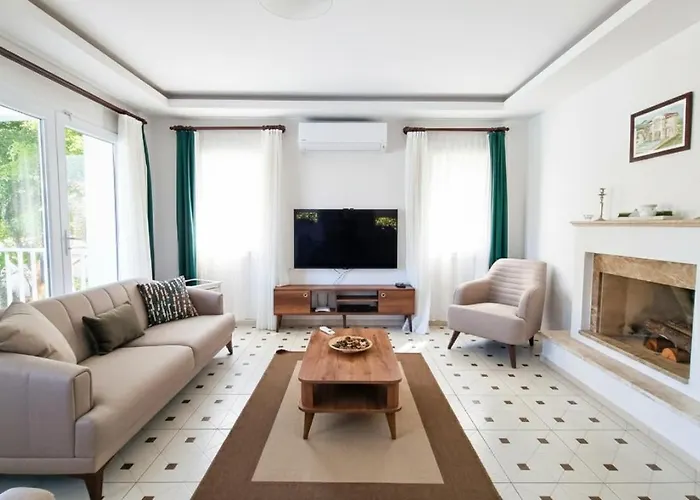 Amazon Villa *